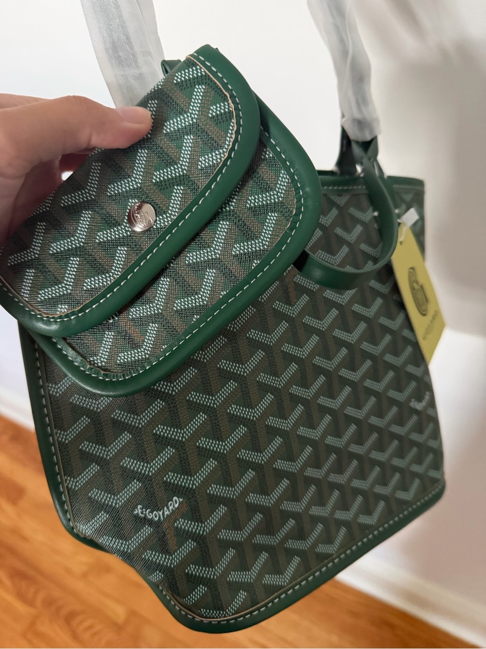 Green Patterned Tote Bag - Women's Handbag - Picture 4 of 4